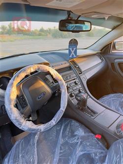 Ford Taurus